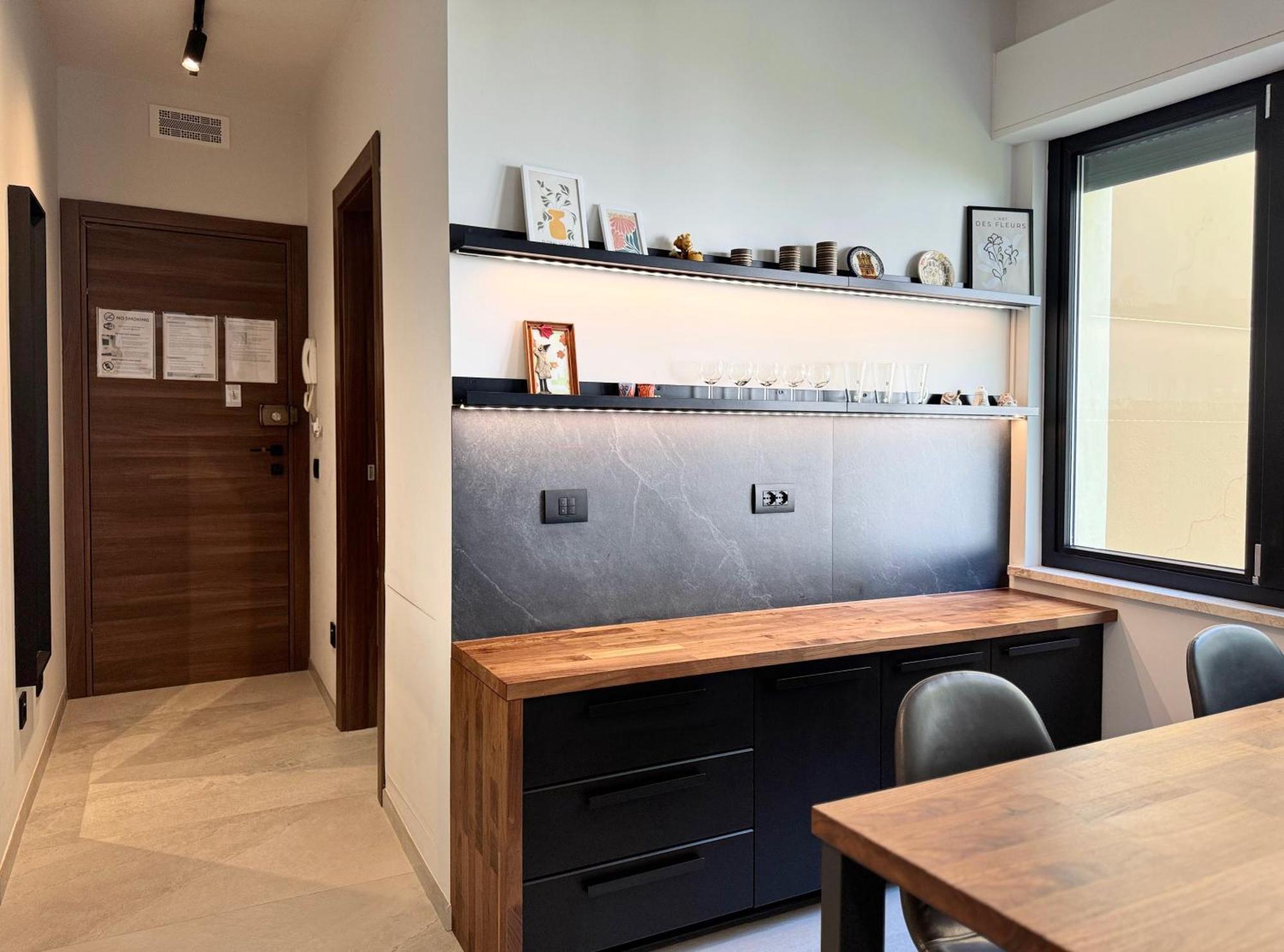 New Apartment In Historical Center Near Lake Рива-дель-Гарда Экстерьер фото
